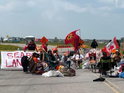 protesters blocking the Brady Road Landfill